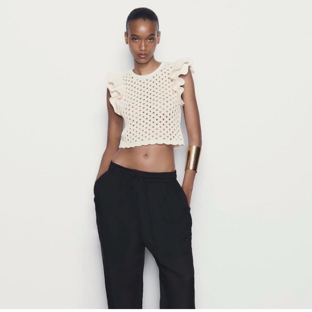 Zara Cream Ruffle Knit Top